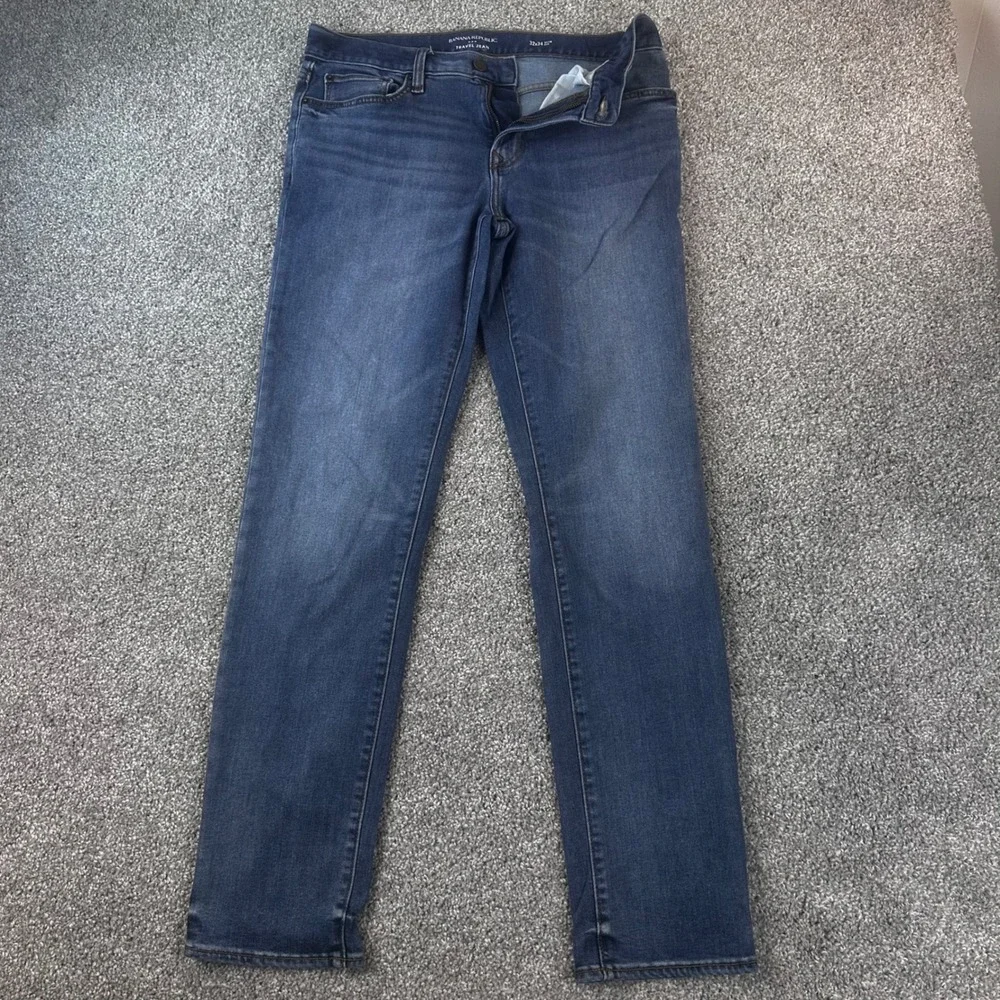 Banana Republic Travel Jean Mens 32x33 (actual) Slim Fit Medium Wash Blue Denim